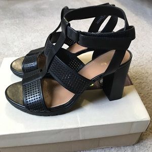 Clarks Pastina Castle Sandals Heels
